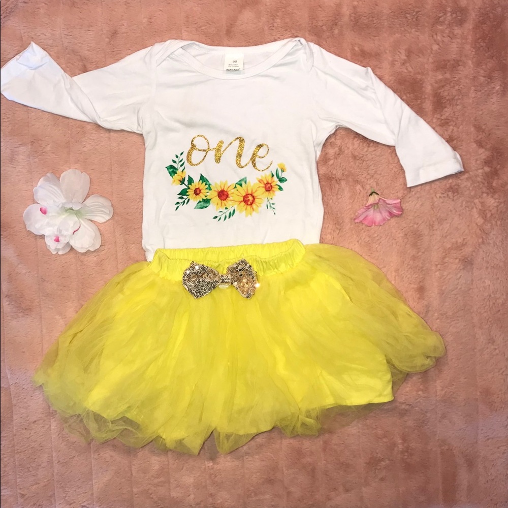 First Birthday Outfit 12-18m ADORABLE!